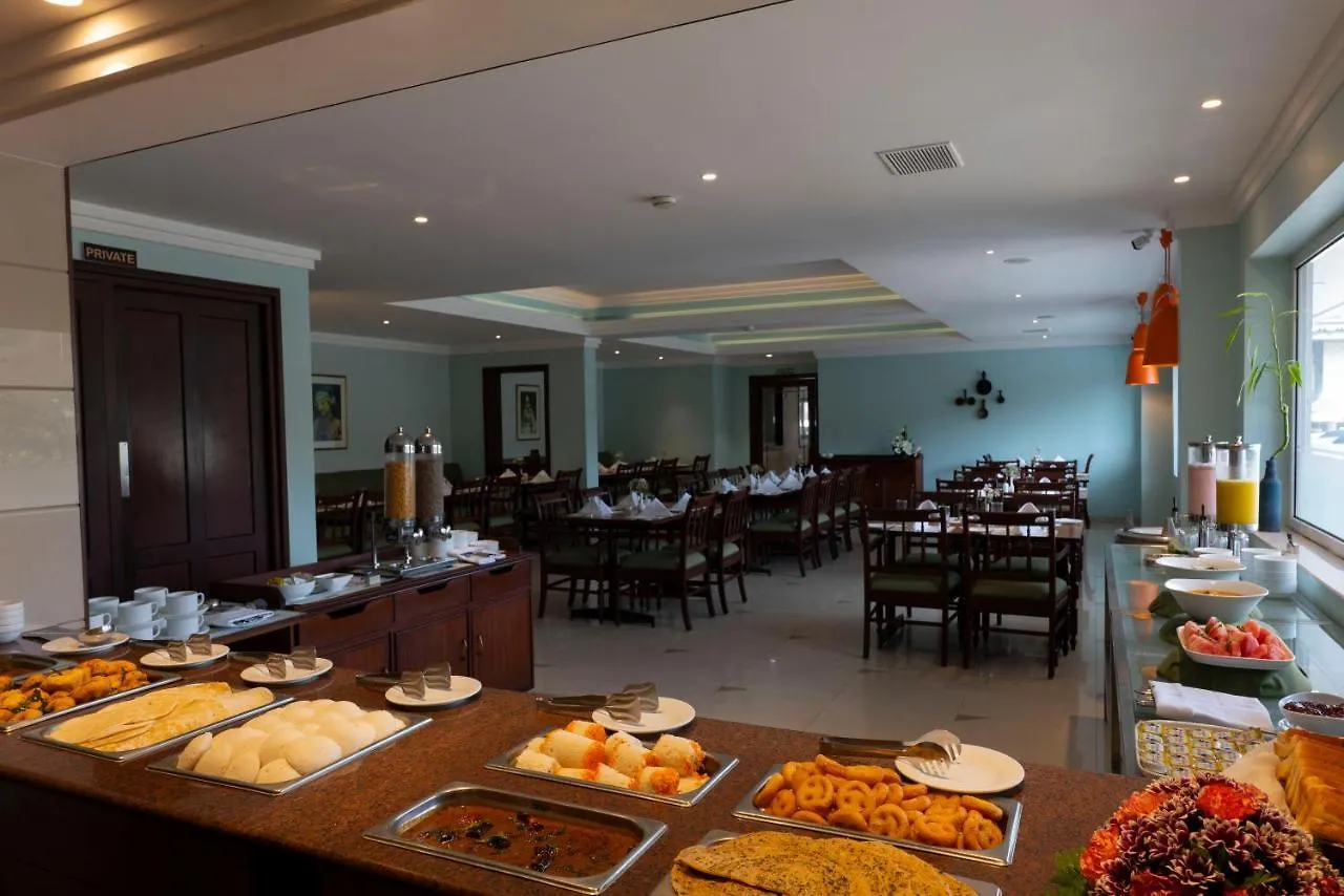 ***  فندق Issacs Residency مونار الهند