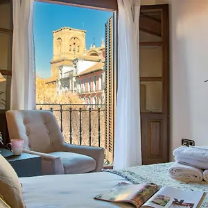 Genteel Bib Rambla Spain