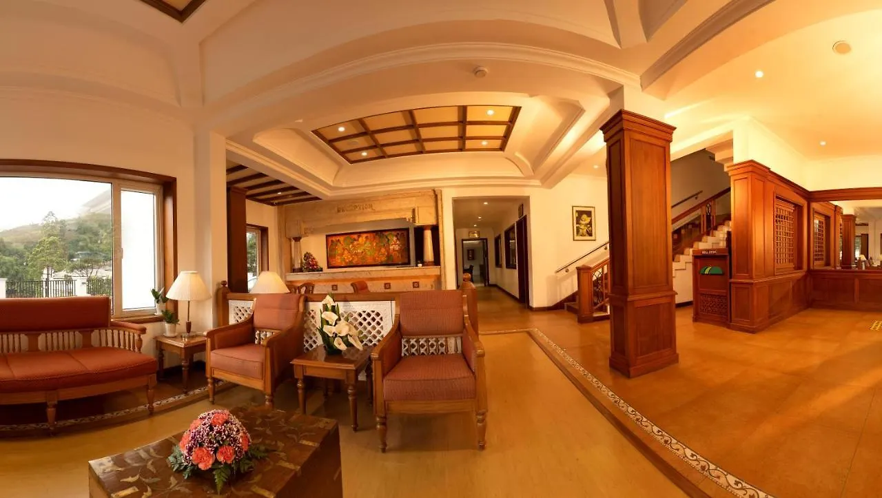 מלון מונאר Issacs Residency