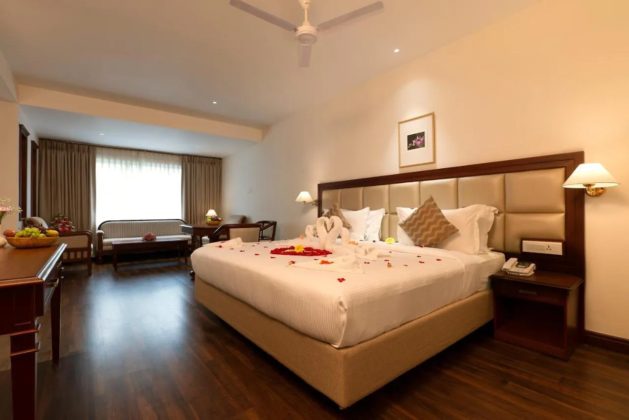 Issacs Residency Hotel Munnar
